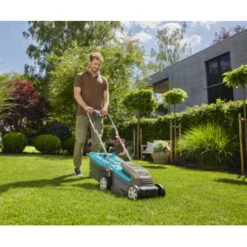 Gardena 2x18V Grasmaaier 32cm Powermax 32/36V (Incl 2 Accu's 2.5Ah + Oplader) 16 Gardena 2x18V Grasmaaier 32cm Powermax 32/36V (Incl 2 Accu's 2.5Ah + Oplader) -Gardena 123 255